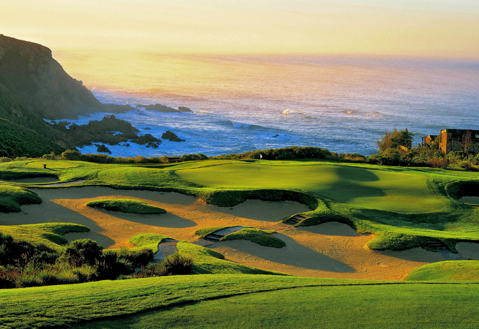 PEZULA GOLF ESTATE 1